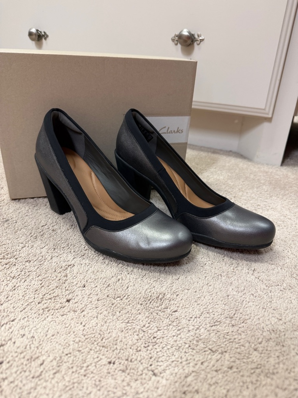 Clarks block heel pumps